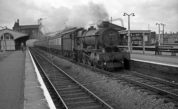 6968 1961-08-16 Southall