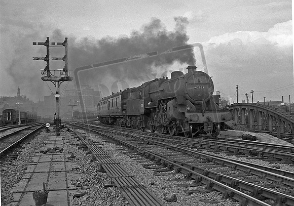 42921 1960c Leeds Wellington