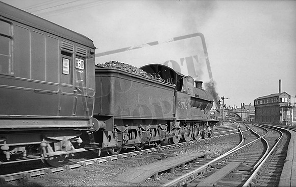 25791 1936-08-08 Chester