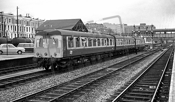 DMU W50724 1970-03-21 Kensington Olympia