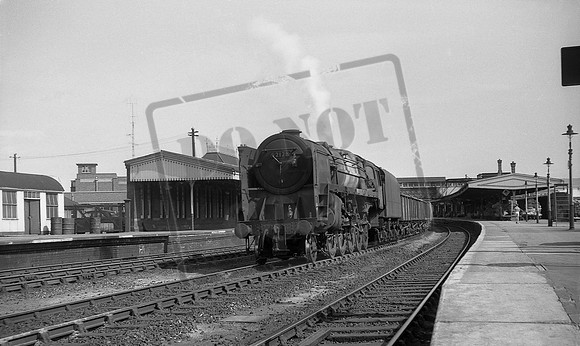 92128 1965-06-19 Gloucester Central