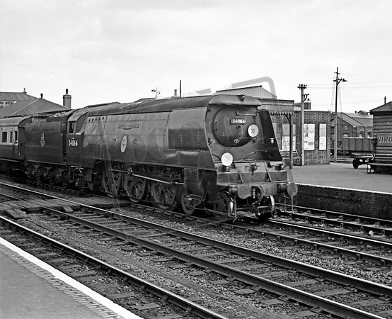 34064 1955-08 Eastleigh