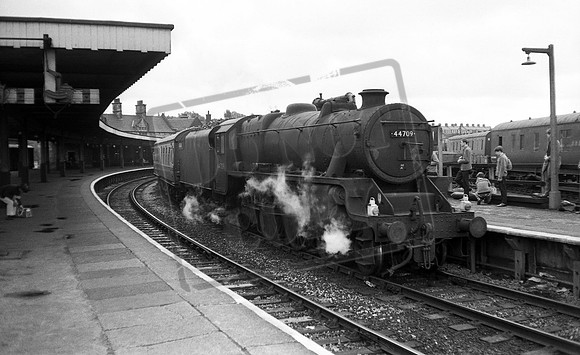 44709 1967-09-02 Carnforth