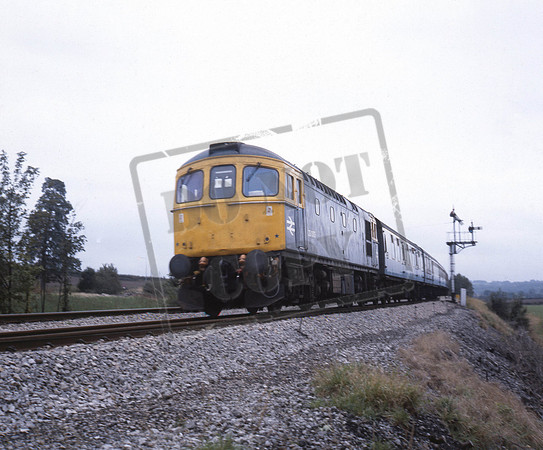33003 1980s Llantarnam