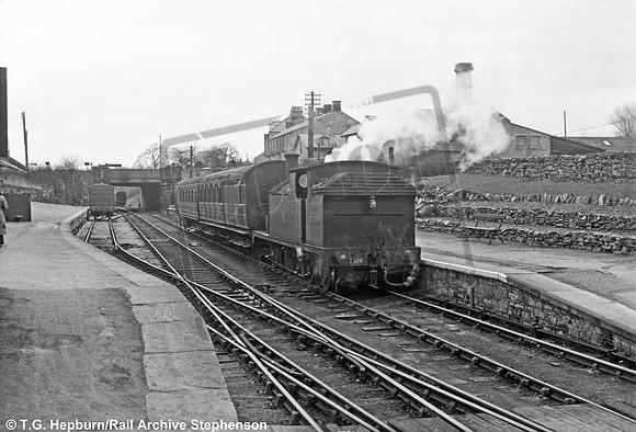 67314 1954-03-27 Leyburn