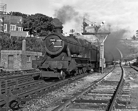 7909 1965-08-31 Southampton Central