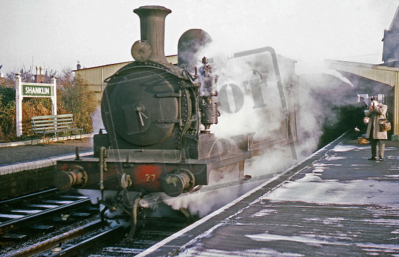 W27 1966-11-17 Shanklin