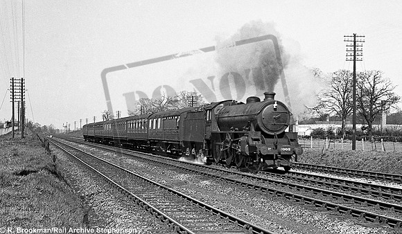 1005 1940s near Hatfield