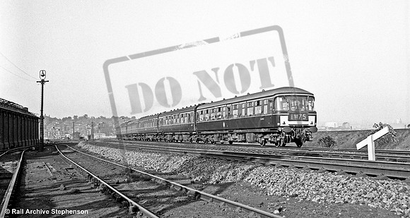 DMU E51957 1964-10-03 Farnley Junction