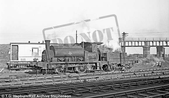 68095 1950s Leith Docks