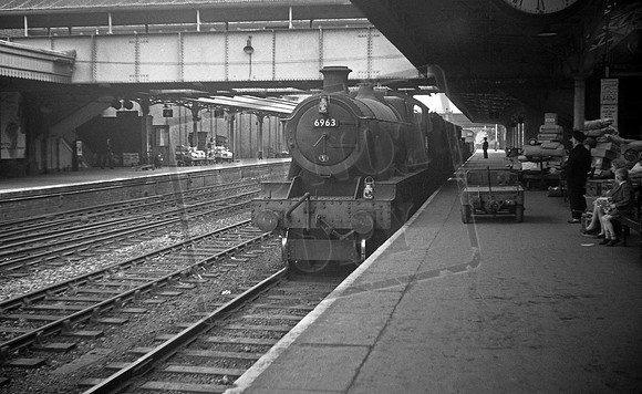 6963 1964 Wolverhampton Low Level