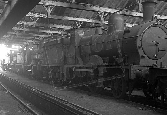 1334 1952-04-27 Swindon Works stock shed
