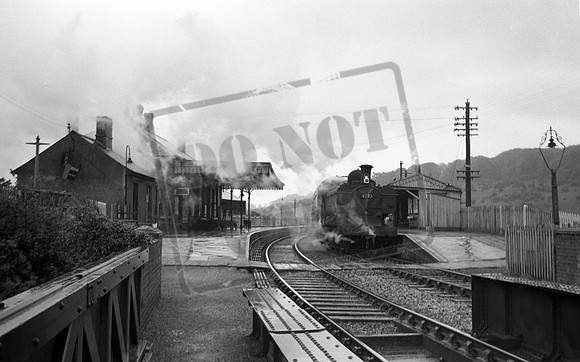 9773 1961 Marlborough Savernake