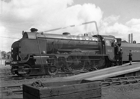 902 1946-07-27 Tonbridge