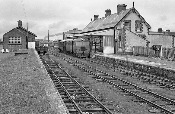 WCR Diesel Railcar 1954-06-17 Kilkee