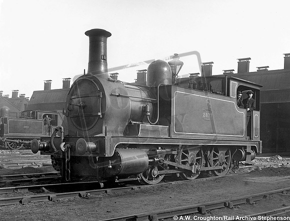 NLR 2877 1924-04-05 Devons Road shed