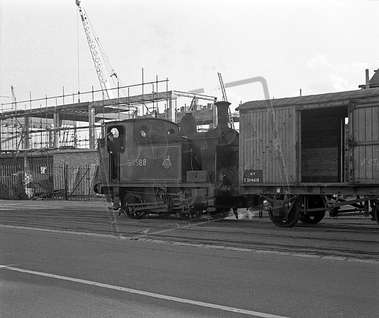 30588 1956c Presumably Southampton Docks