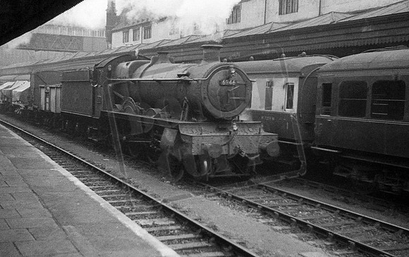 6946 1964c Shrewsbury station