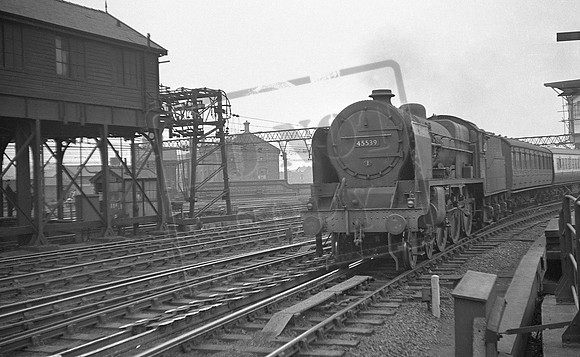 45539 1956-05-30 Manchester London Road