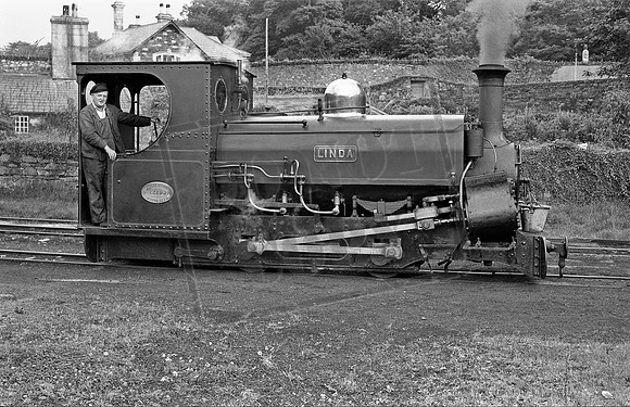 PR Linda 1954-04 Port Penrhyn