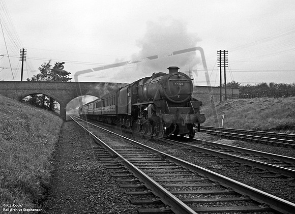 44825 1956-09-11 Elstree
