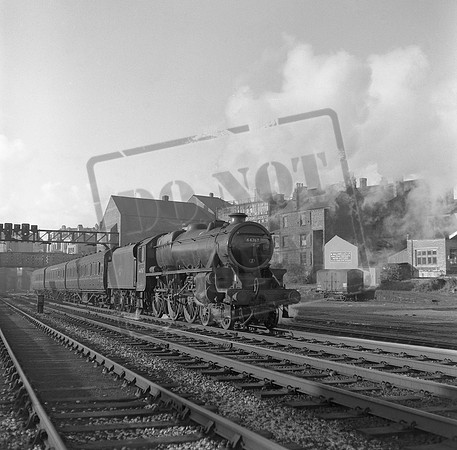44767 1960s Wigan Wallgate