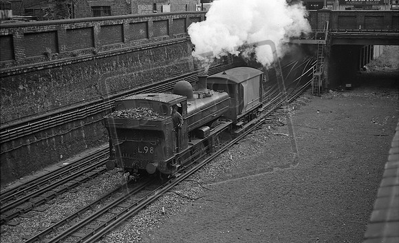 L98 ex 7739 1968-06-14 West Kensington