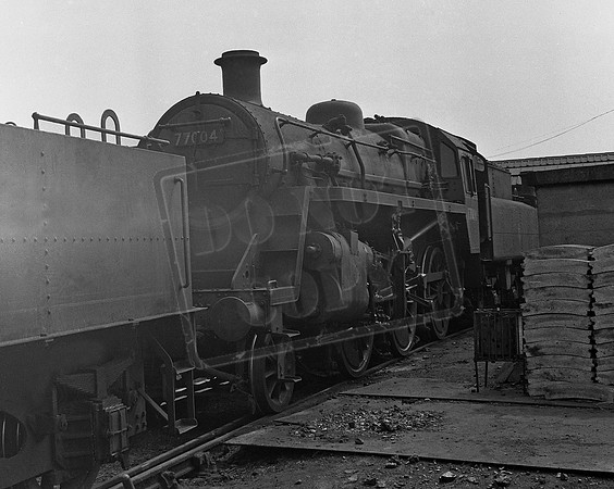 77004 1960s Darlington-ROneg196