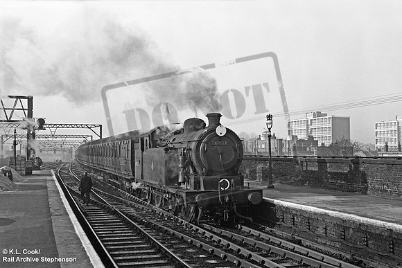69627 1959-01-10 Bethnal Green