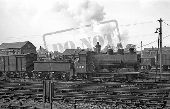 32526 1950s Horsham