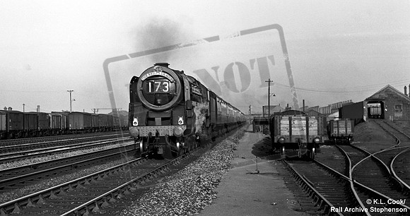 70016 1958-04-23 Reading