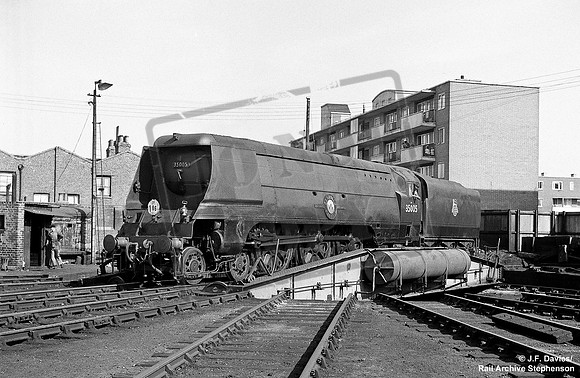 35005 1957-06-15 Nine Elms