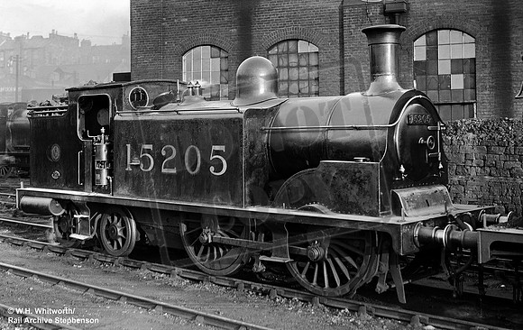 15205 1920s Dalry Road shed