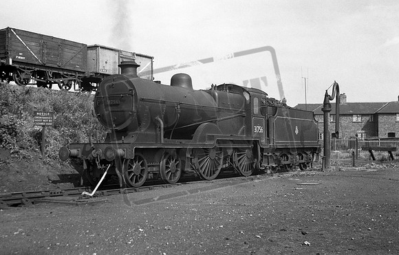 31756 1950s Ashford shed