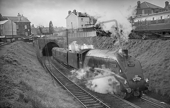 60024 1966-03-27 Exeter St. David's Tunnel