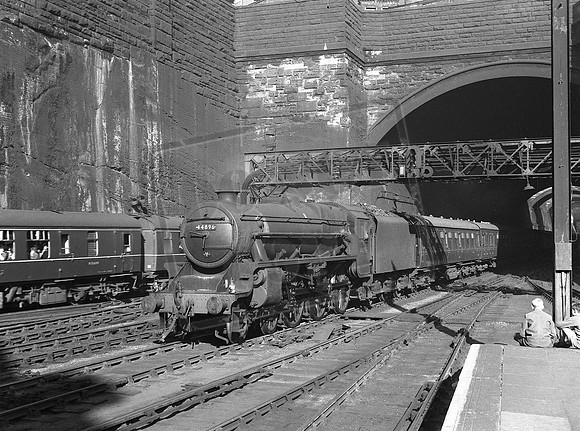 44896 1960s Liverpool Lime Street