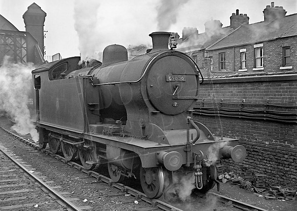 69856 1956-08-10 Darlington