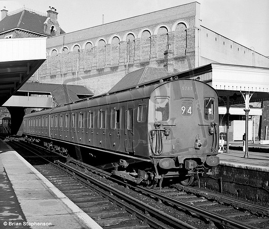 EMU 5787 1964-11-08 Crystal Palace
