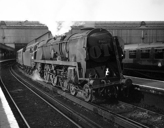35013 1965c Waterloo