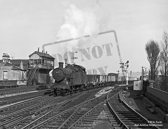 6693 1961-03-14 Newport