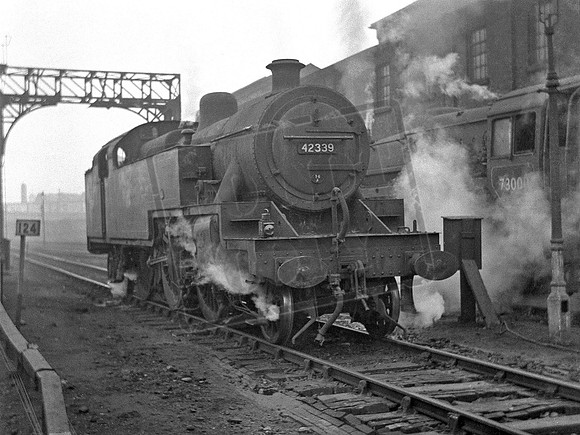 42339 1956-03-17 Nottingham