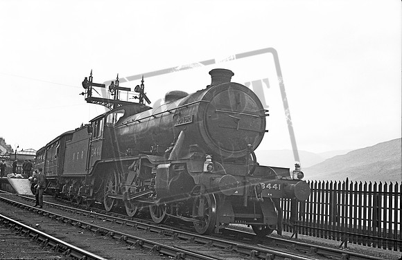 3441 1940s Fort William