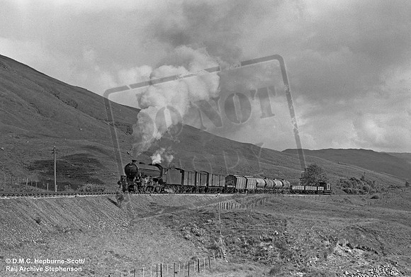 61401 1960-07-04 near Tyndrum