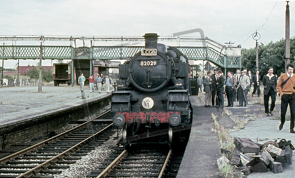 82029 1964-09-06 Ludgershall