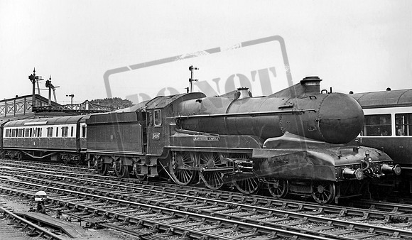 5005 1935  Leamington Spa