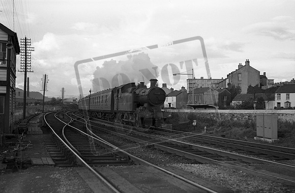 5617 1960s Penrhiwtyn Level Crossing