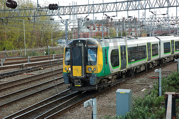 350243 2016-04-23 Crewe