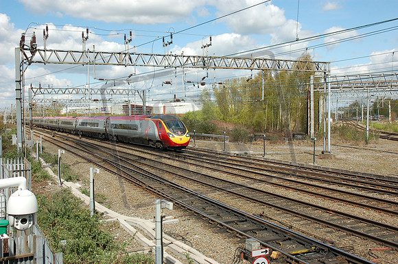 390103 2016-04-23 Crewe
