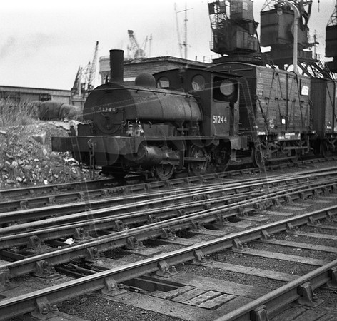 51244 1960s Goole Docks