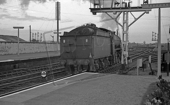 63986 1962-09-29 Retford
